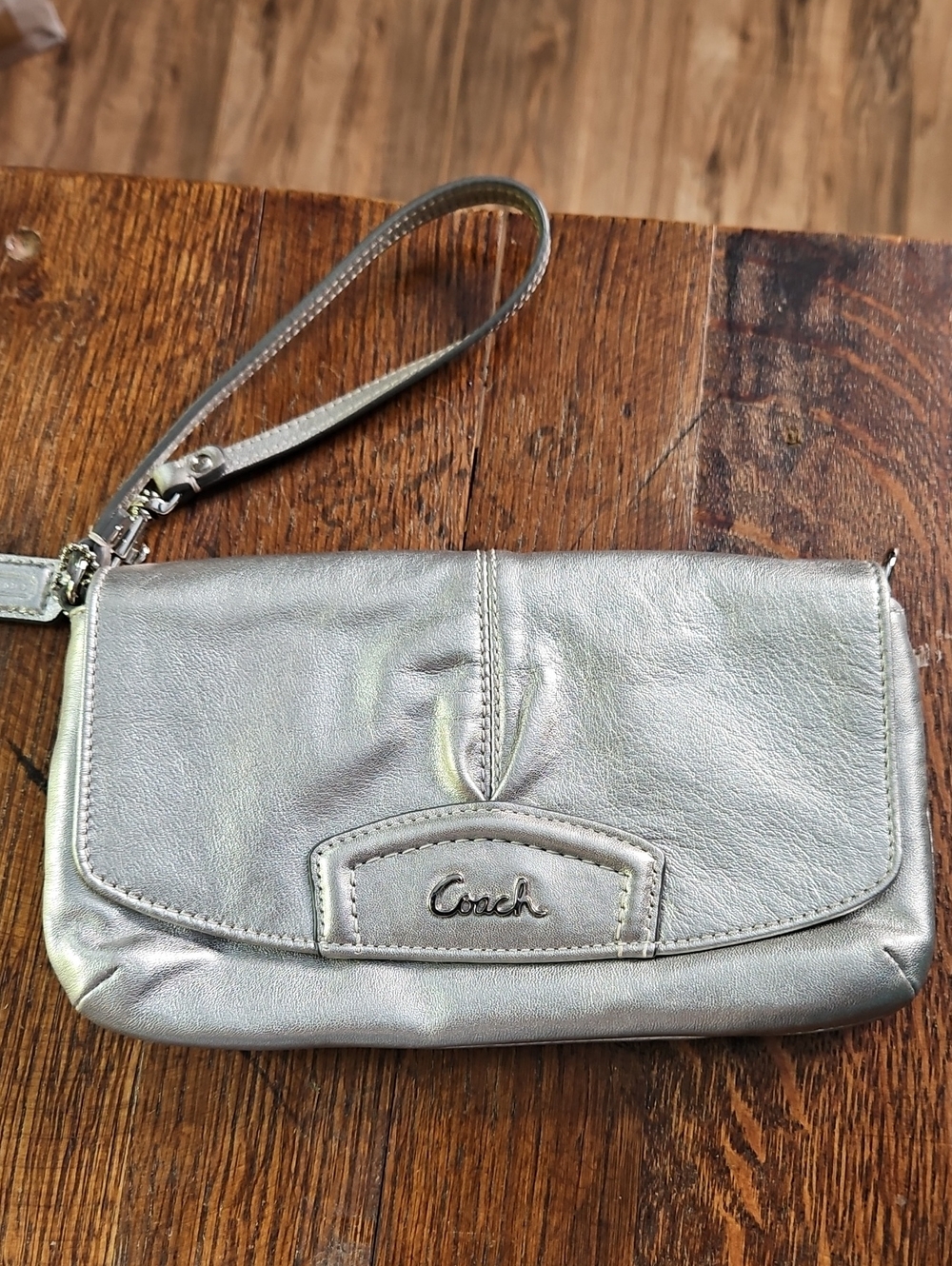 Coach Ashley Pleated Silver Leather Wristlet Clutch - Picture 1 of 13